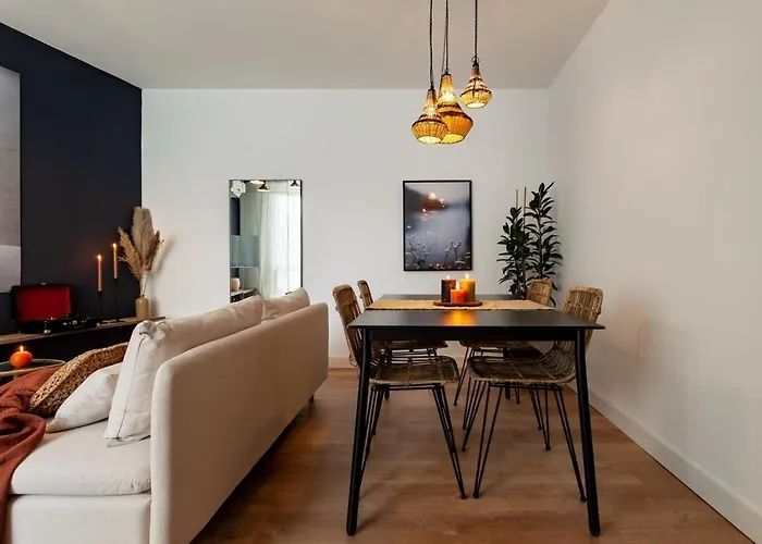 Appartement The Collection - Plaza Catalunya Cozy 4 Bedroom Barcelone