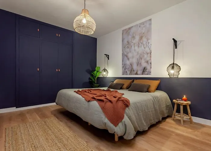 The Collection - Plaza Catalunya Cozy 4 Bedroom
